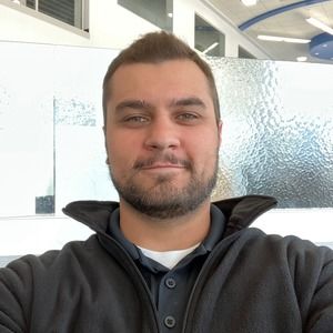 Meet your Posher, Colin